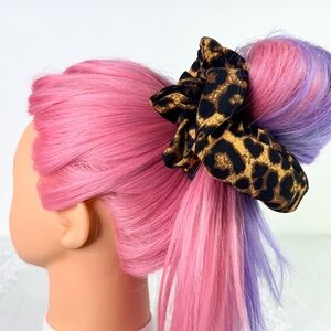 XXL Leopard Print Hair Scrunchie